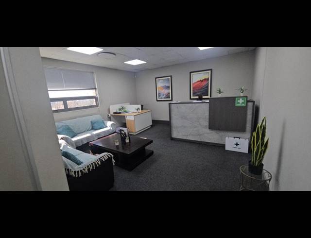 BUSINESS PROPERTY TO RENT IN MIDRIDGE PARK